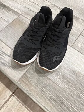 Saucony Men's Black Mesh Athletic Sneakers with White Midsole